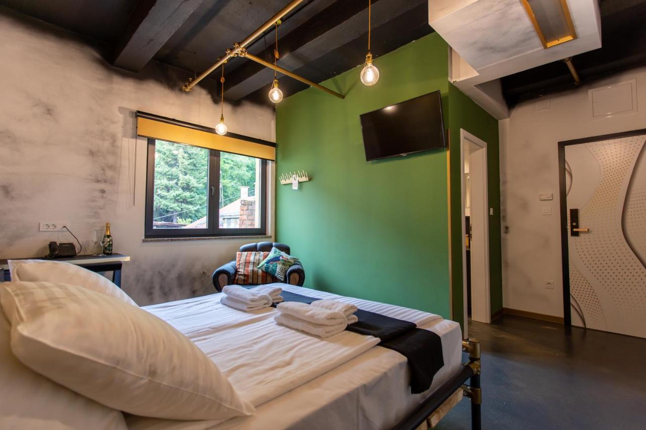 Deluxe Doppel-/Zweibettzimmer mit Stadtblick