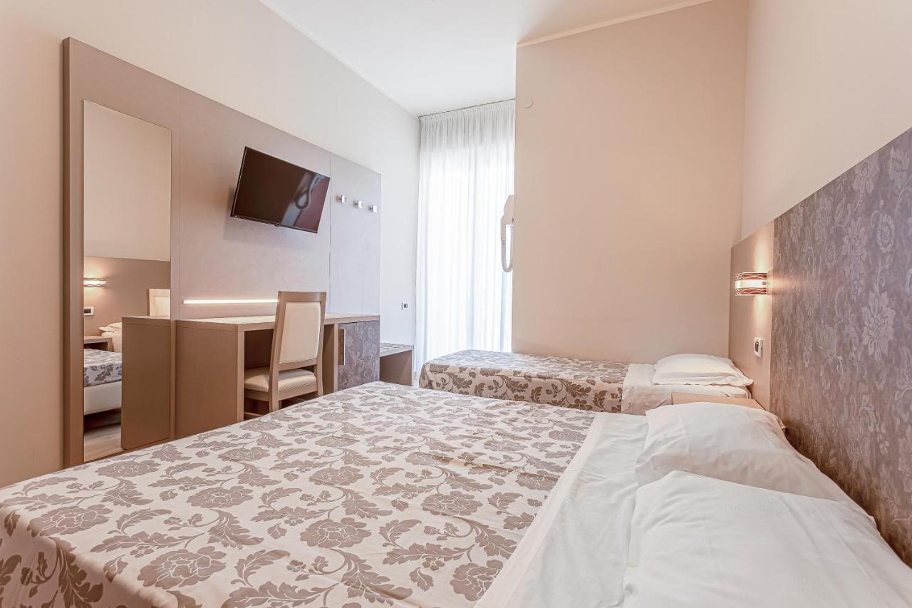 Superior Triple Room,1011366112:JPEG