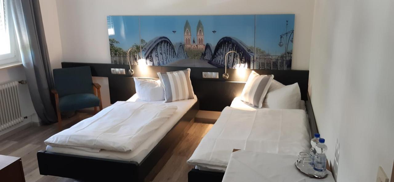 Zweibettzimmer