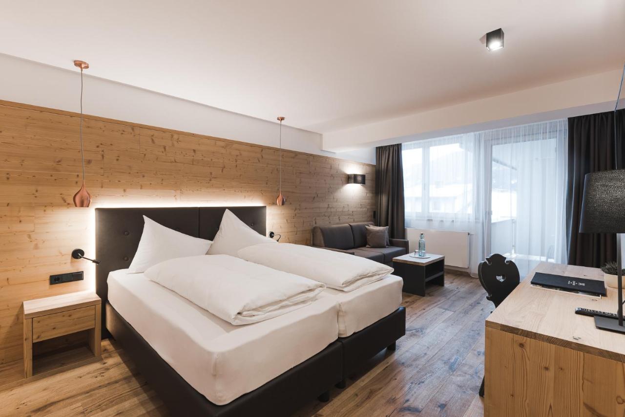 Deluxe Double Room,1072542052:JPEG