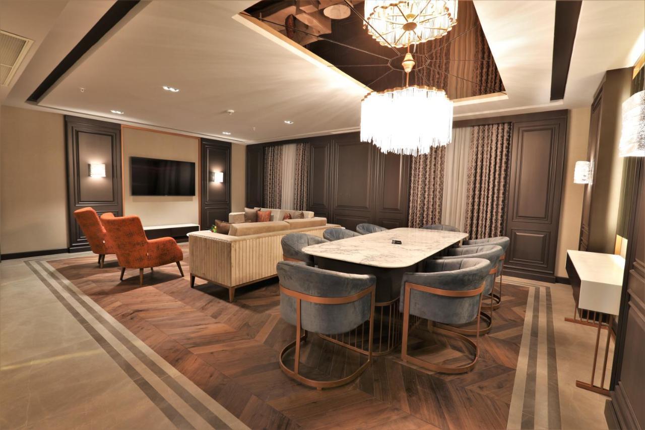 Presidential Suite,1141276816:JPEG
