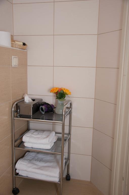 Deluxe Apartment,112540383:JPEG