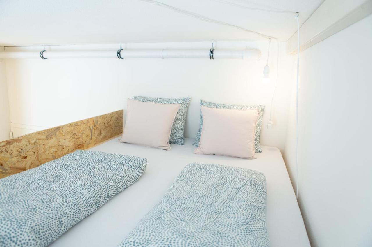 Basic Dreibettzimmer mit Gemeinschaftsbad