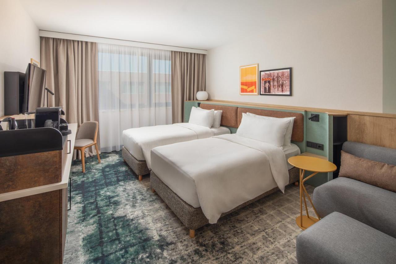 Twin Room,1245112333:JPEG
