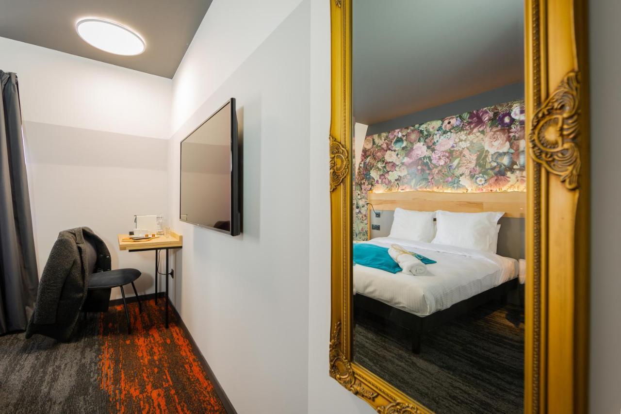 Exclusive Room