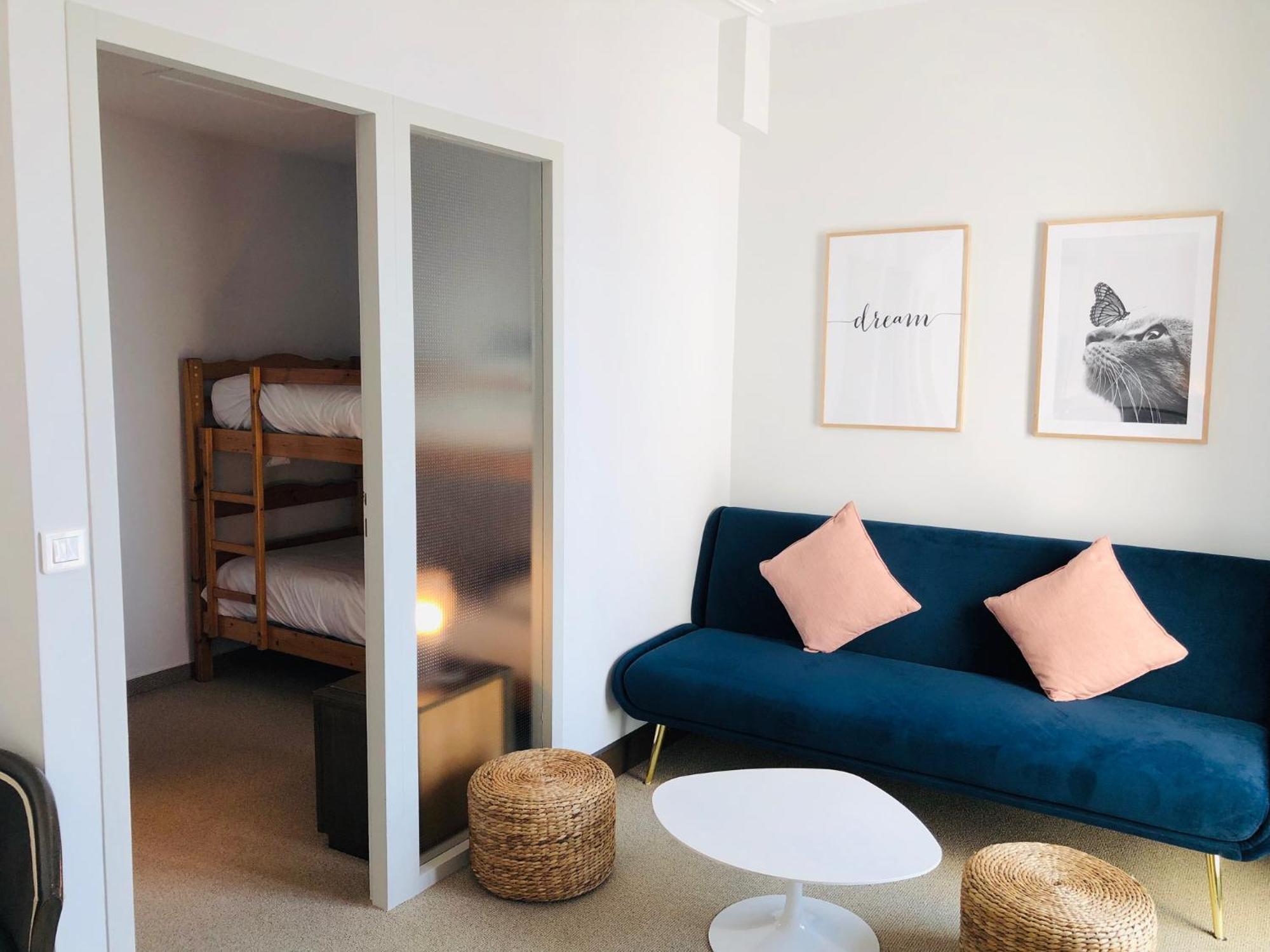 Familienzimmer mit seitlichem Meerblick