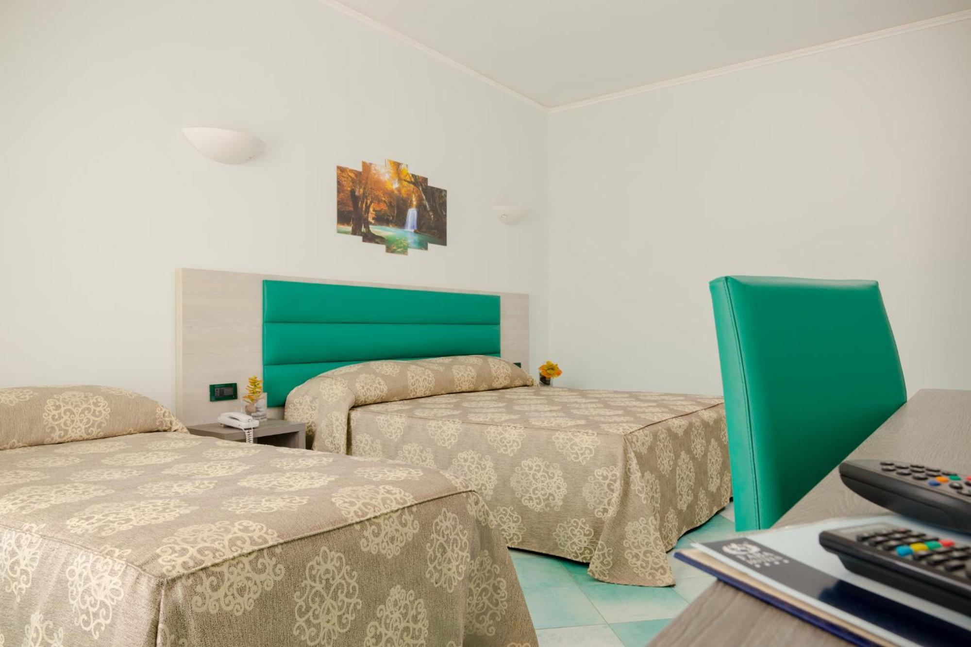 Dreibettzimmer