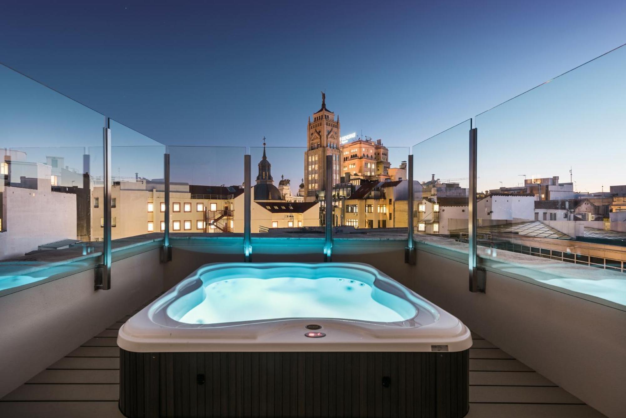 Superior Doppelzimmer mit Terrasse und Jacuzzi®