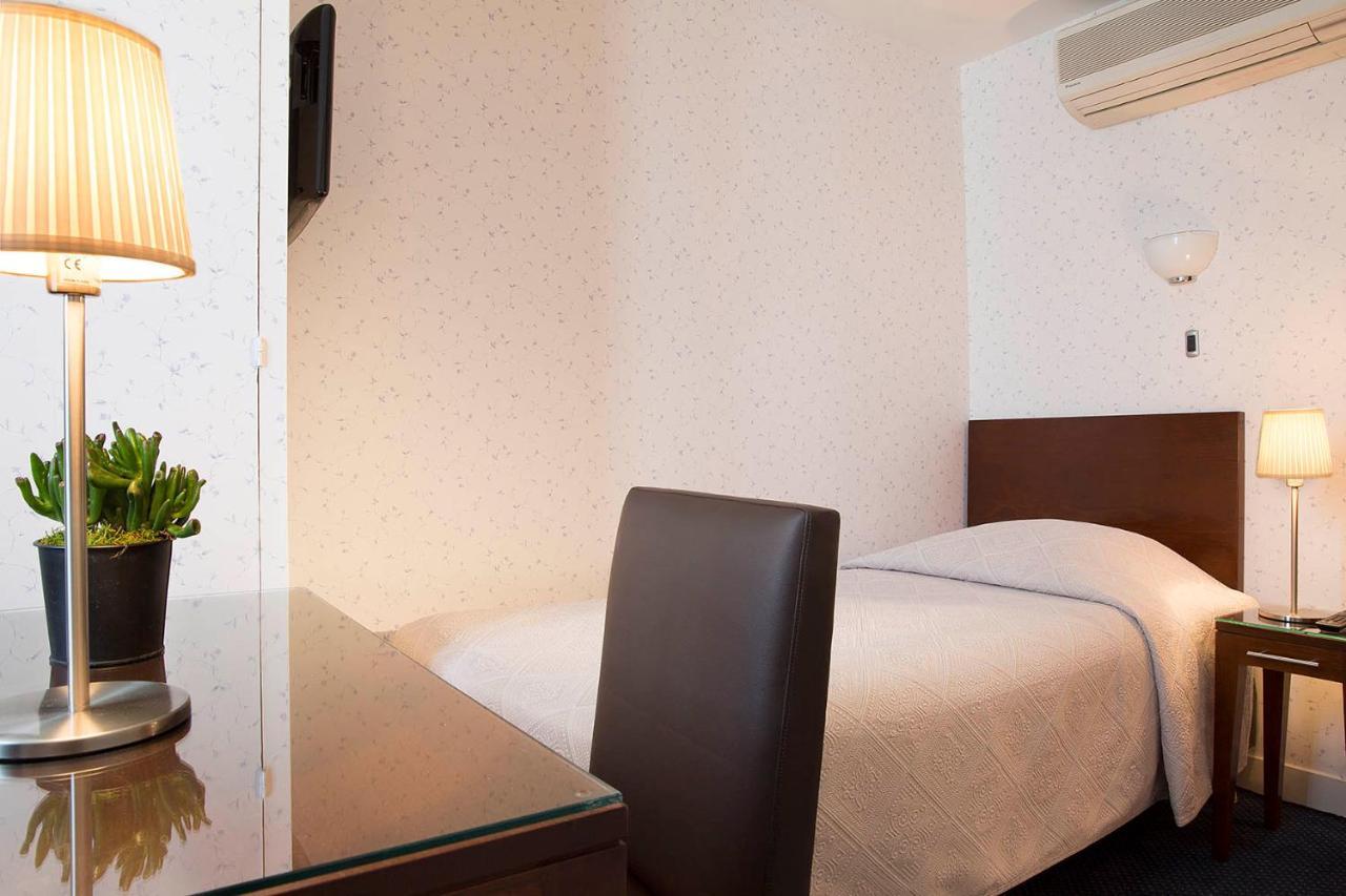 Single Room Shower