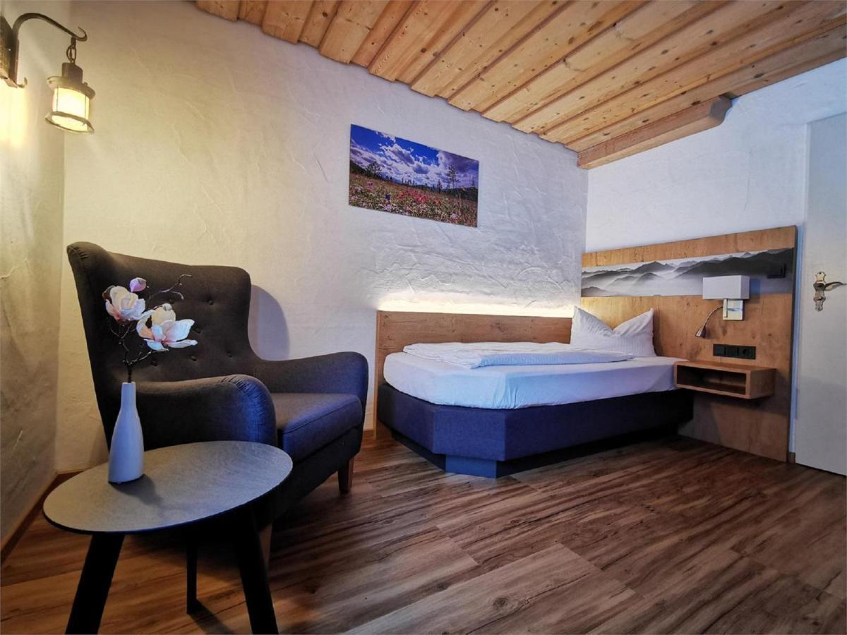 Single Room,1360290125:JPEG