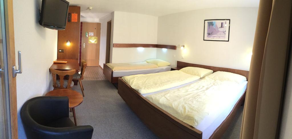 Dreibettzimmer mit Seeblick