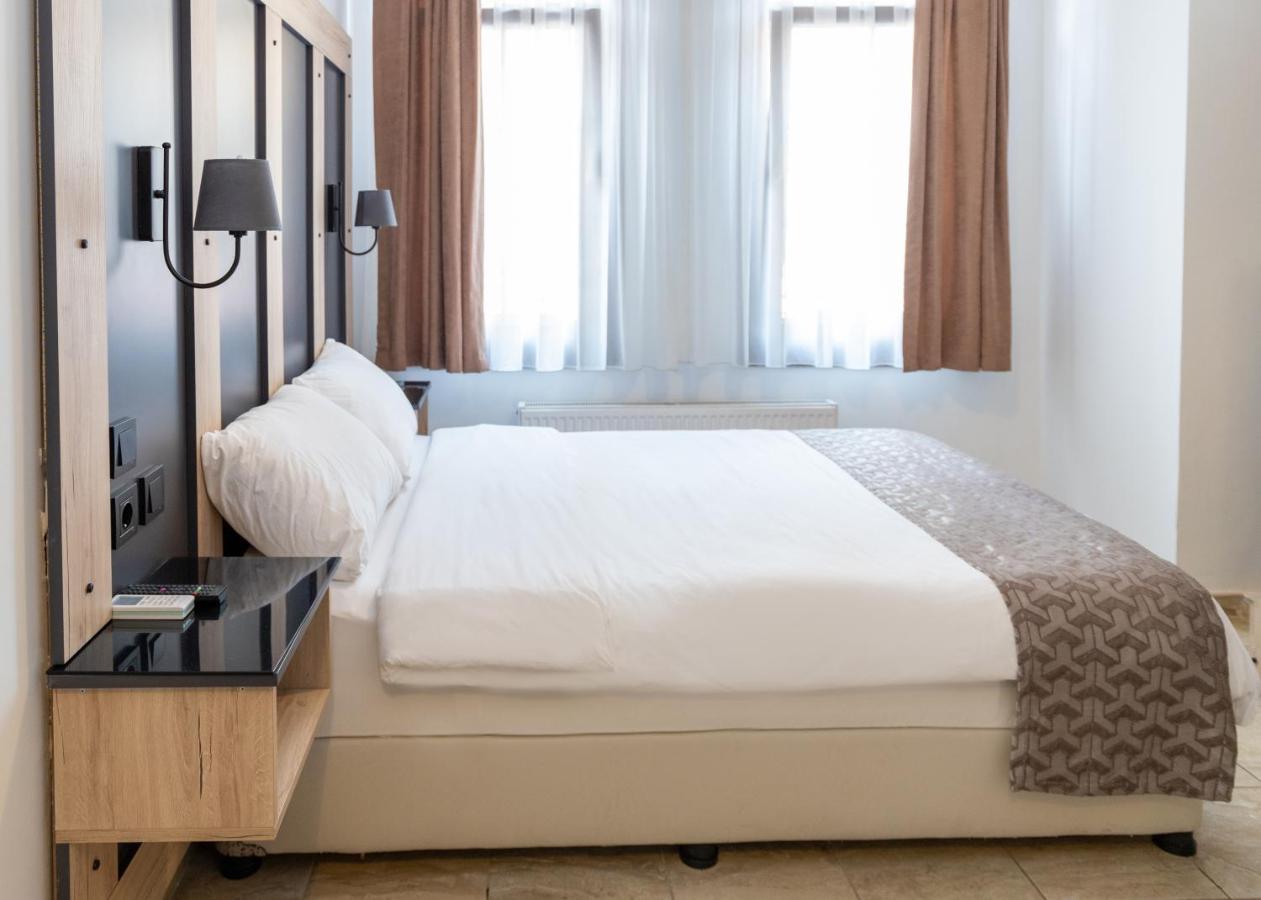 Standard Double Room,1397179652:JPEG