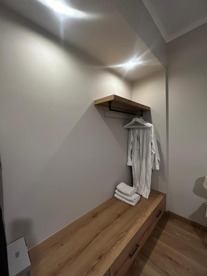 Deluxe Family Suite,1416128691:JPEG