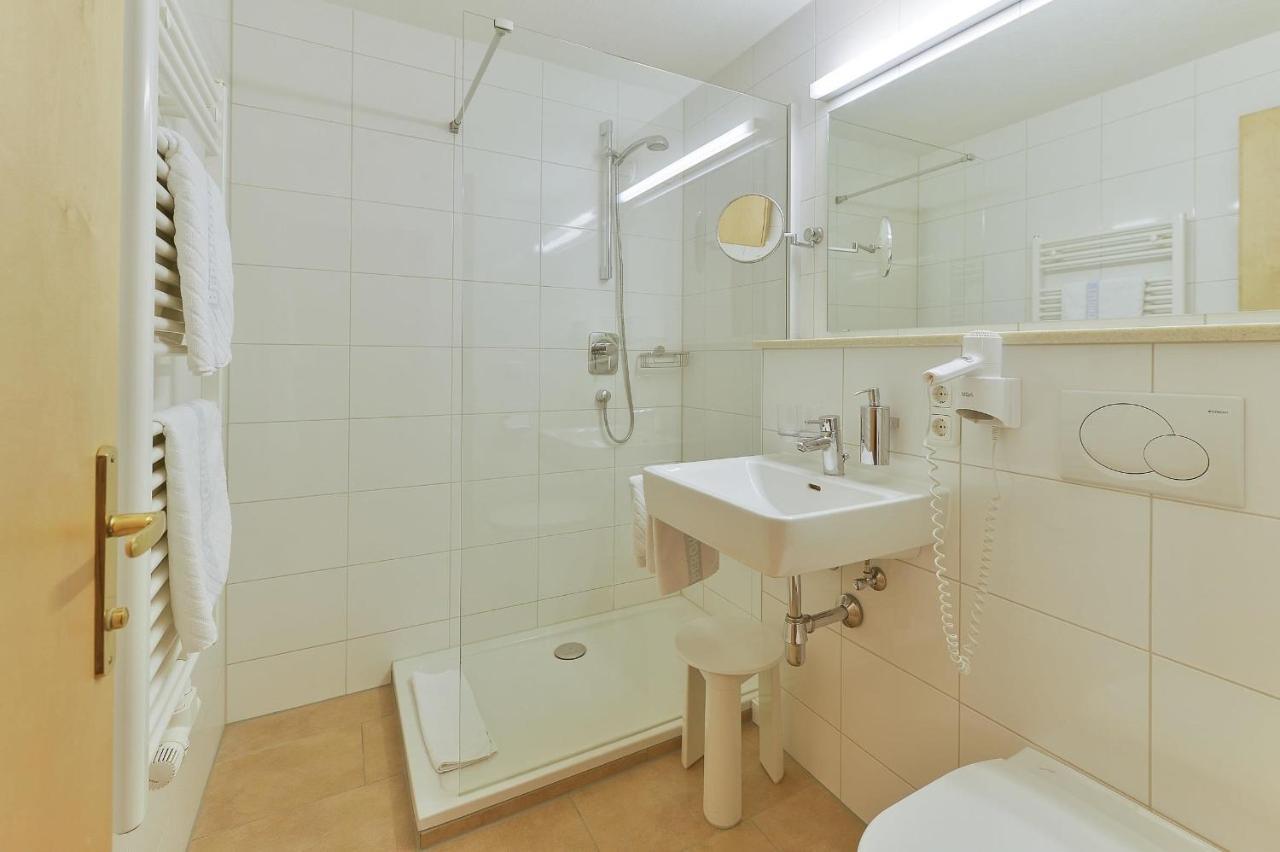 Standard Suite