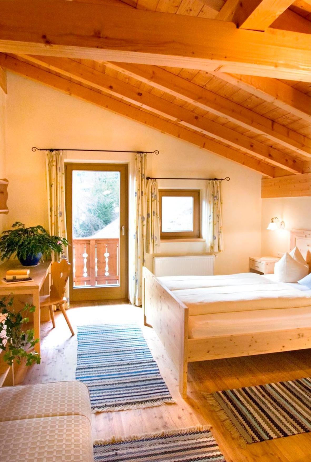 Doppelzimmer mit Balkon
