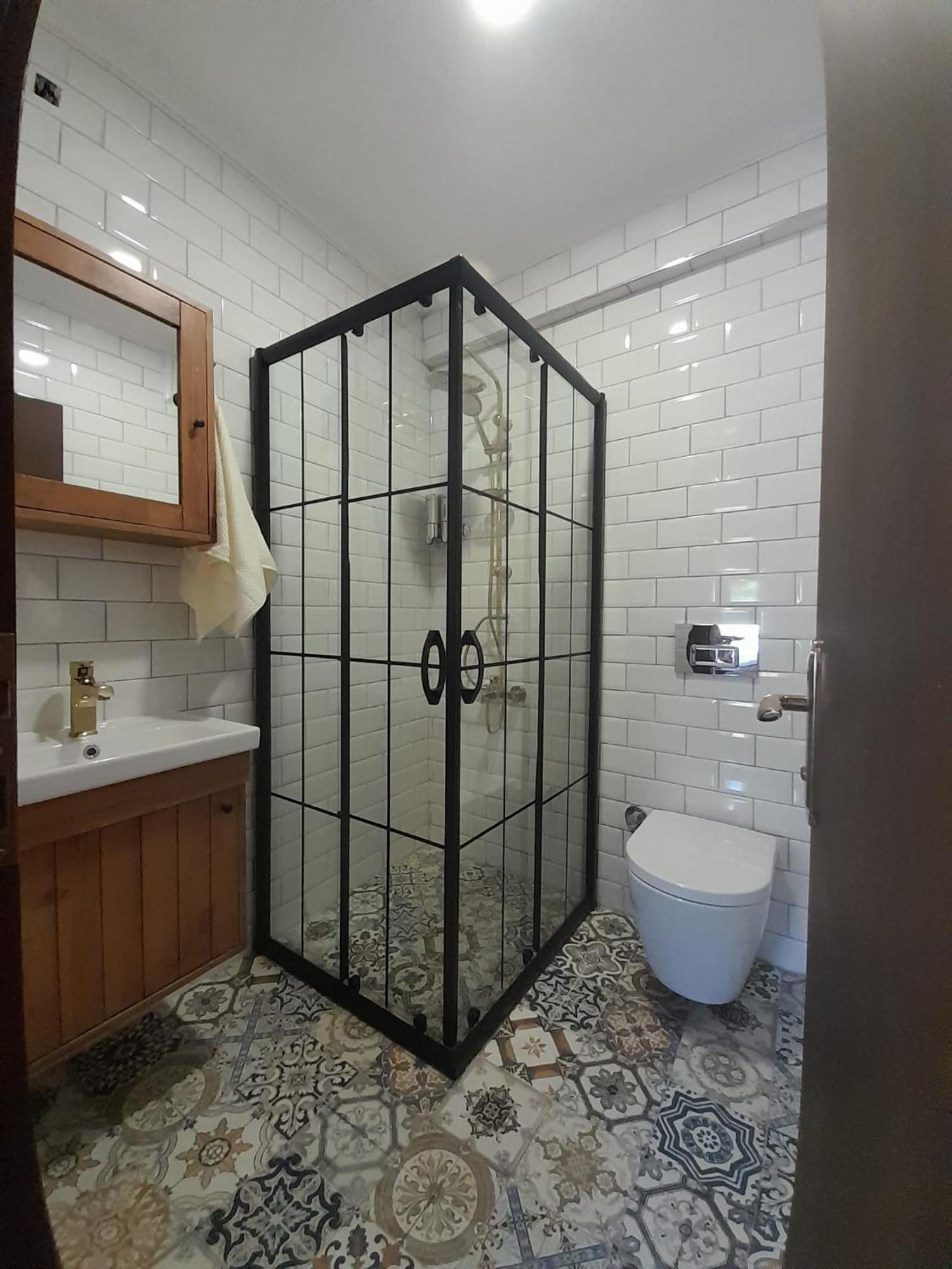 Double or Twin Room Extra Bed,1622997244:JPEG