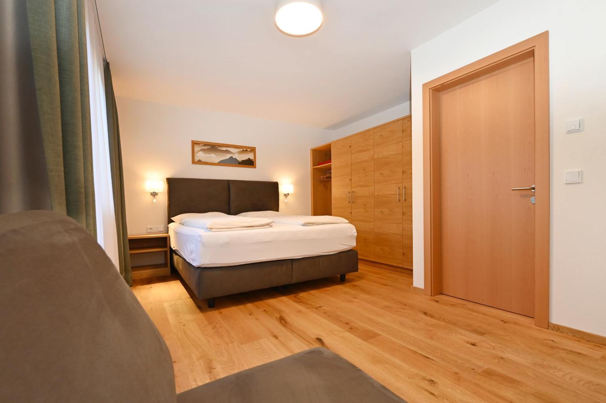 Studio Apartment,1547950000:JPEG