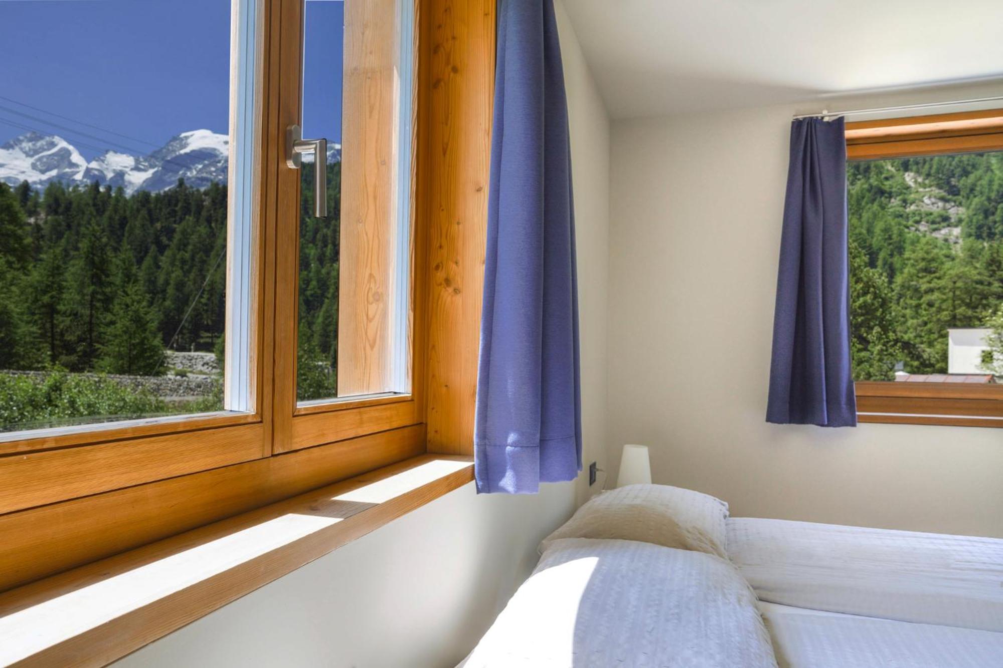 Doppelzimmer mit eigenem Bad - Nebengebäude