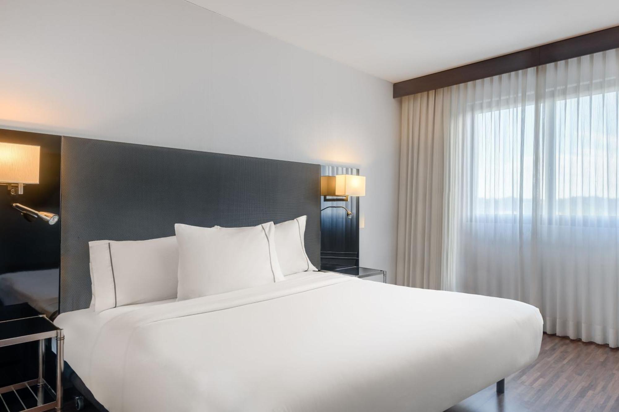 Standard King Room Guest room 1 King,1572626279:JPEG