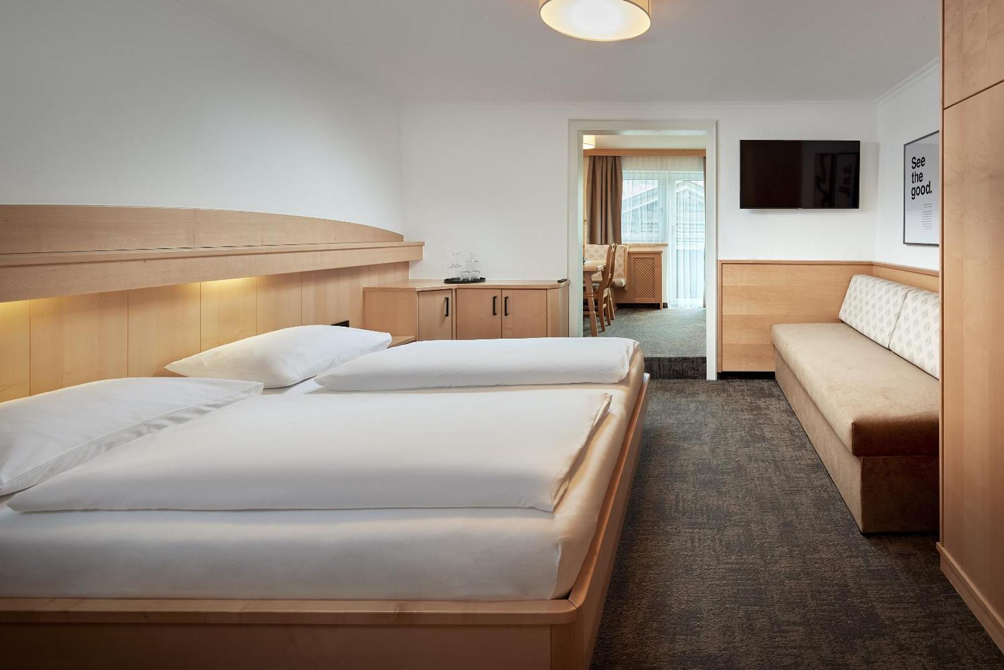 Double Room Balcony,1580176826:JPEG