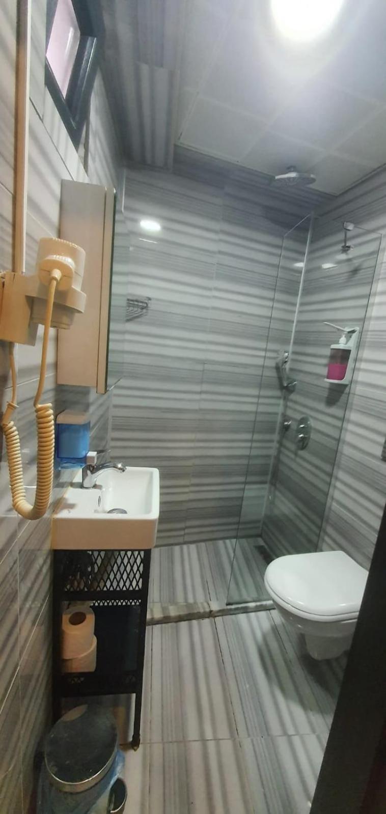 Triple Room,1590348309:JPEG