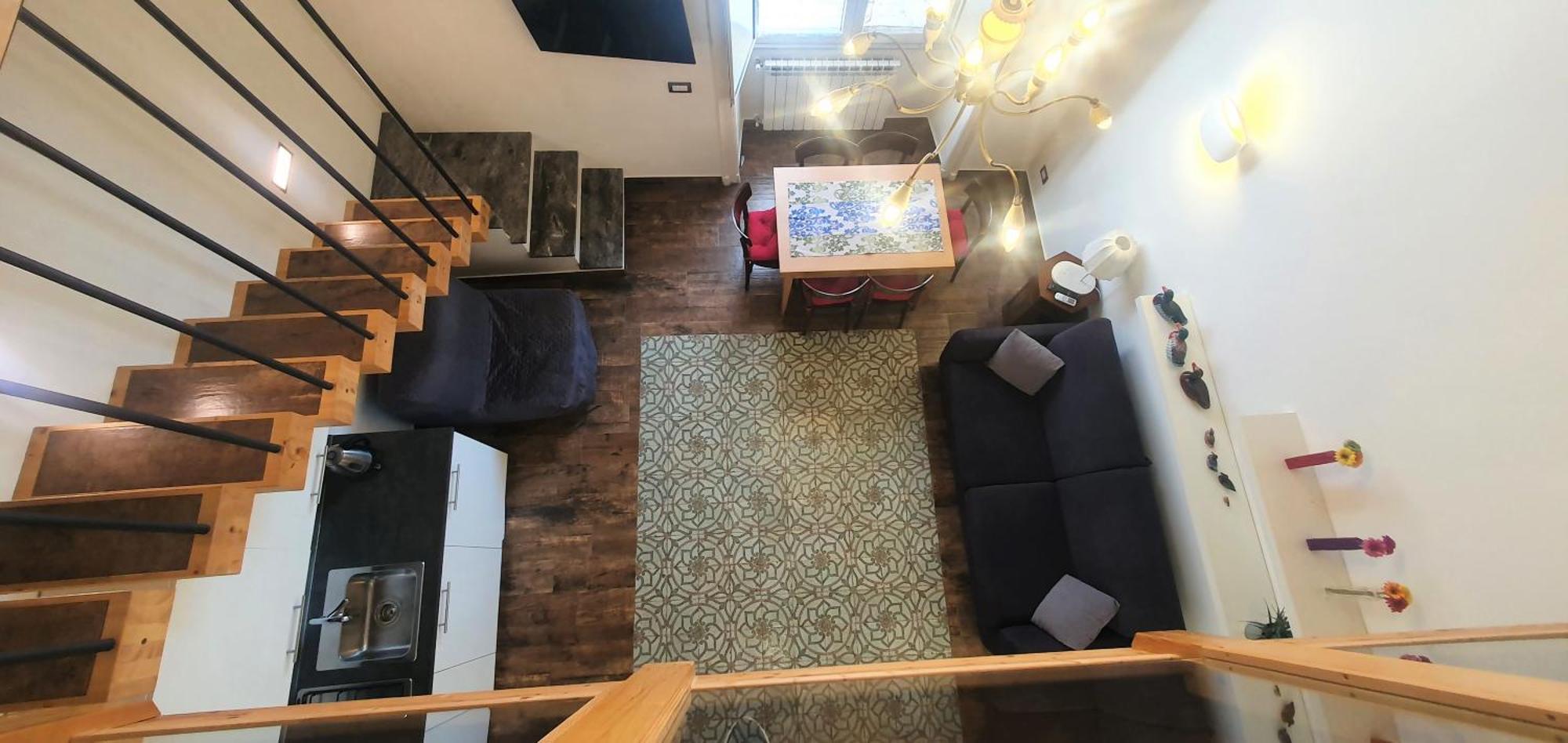 Deluxe Apartment