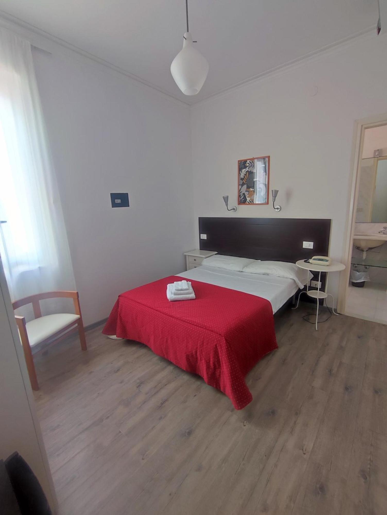 Superior Single Room,1593692494:JPEG