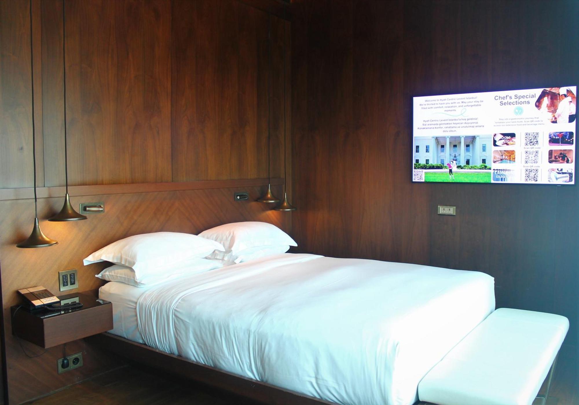 Queen Suite Terrace,1594683204:JPEG