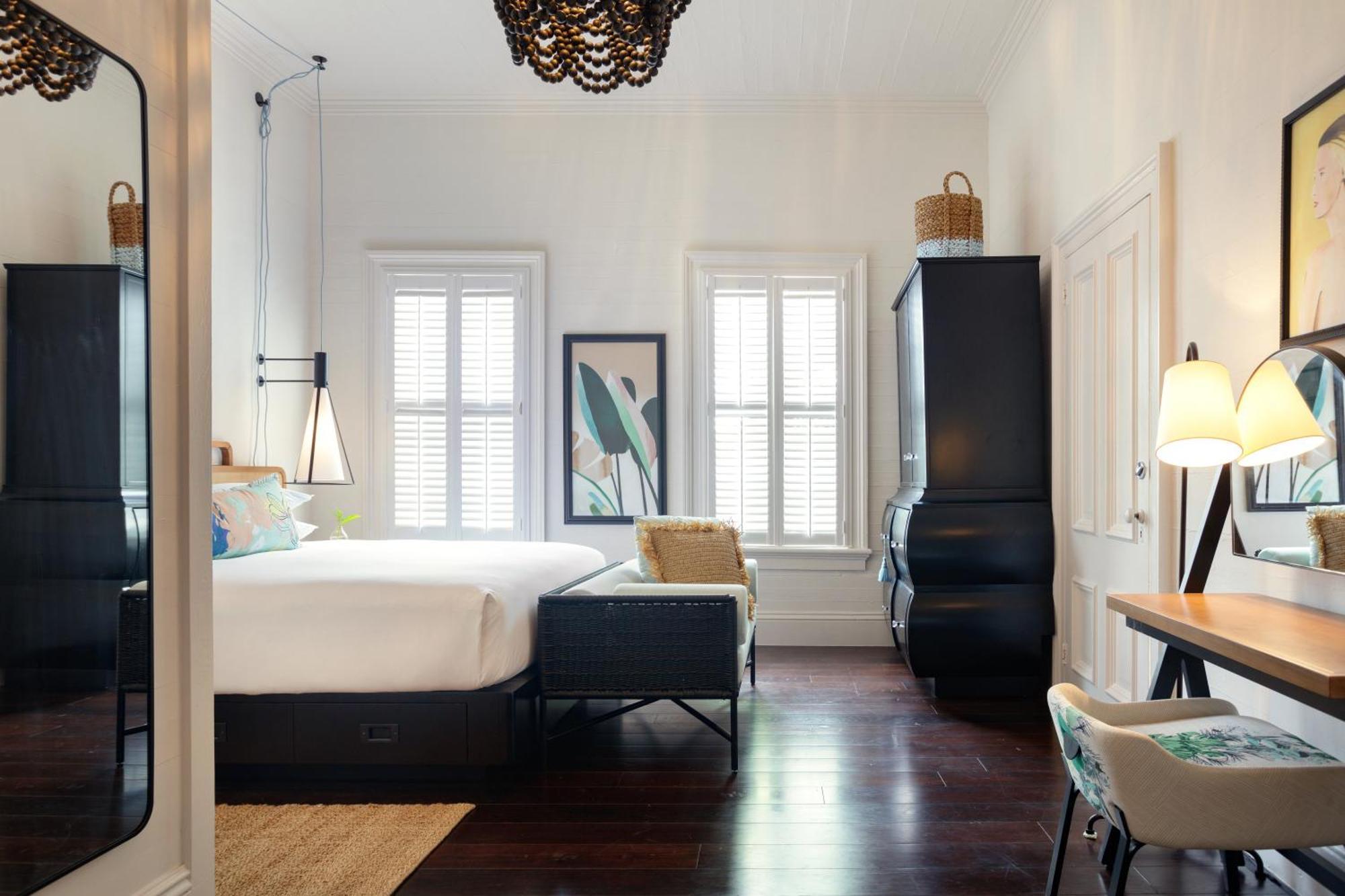 Double Room,1662407126:JPEG