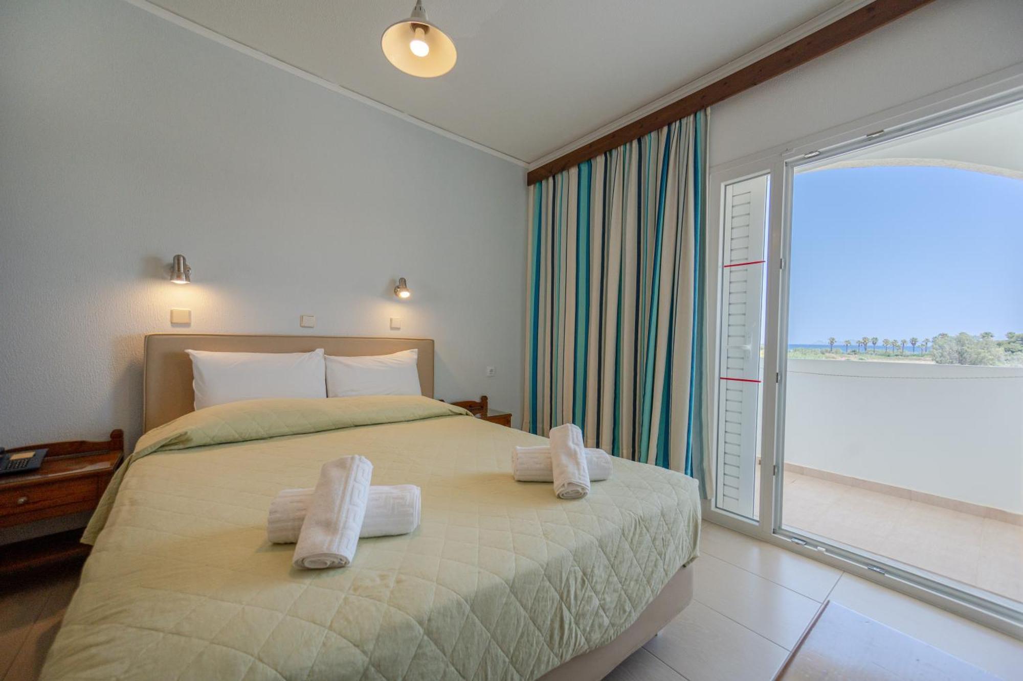 Double or Twin Room,1617843788:JPEG