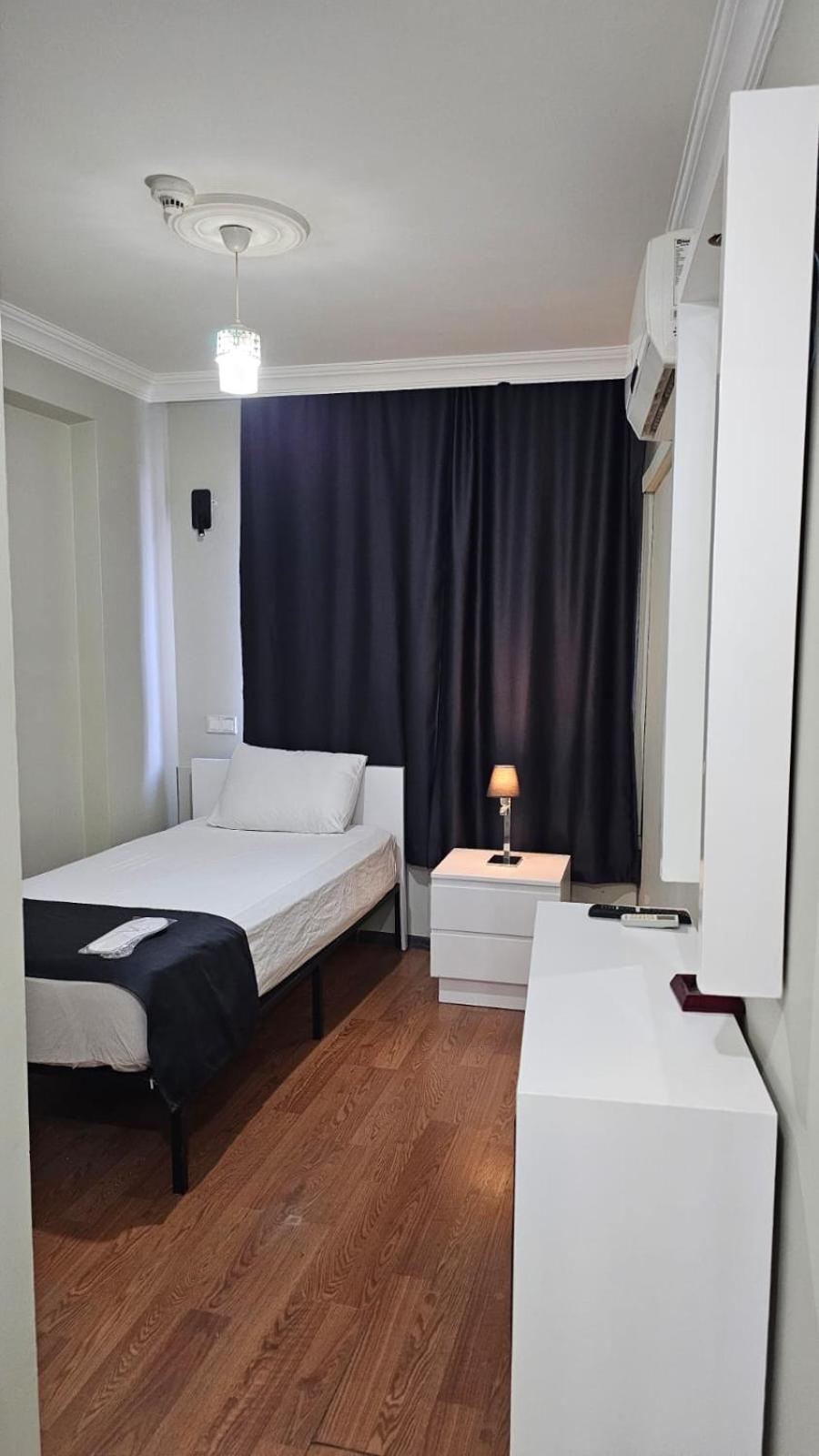 Single Room,1642624057:JPEG