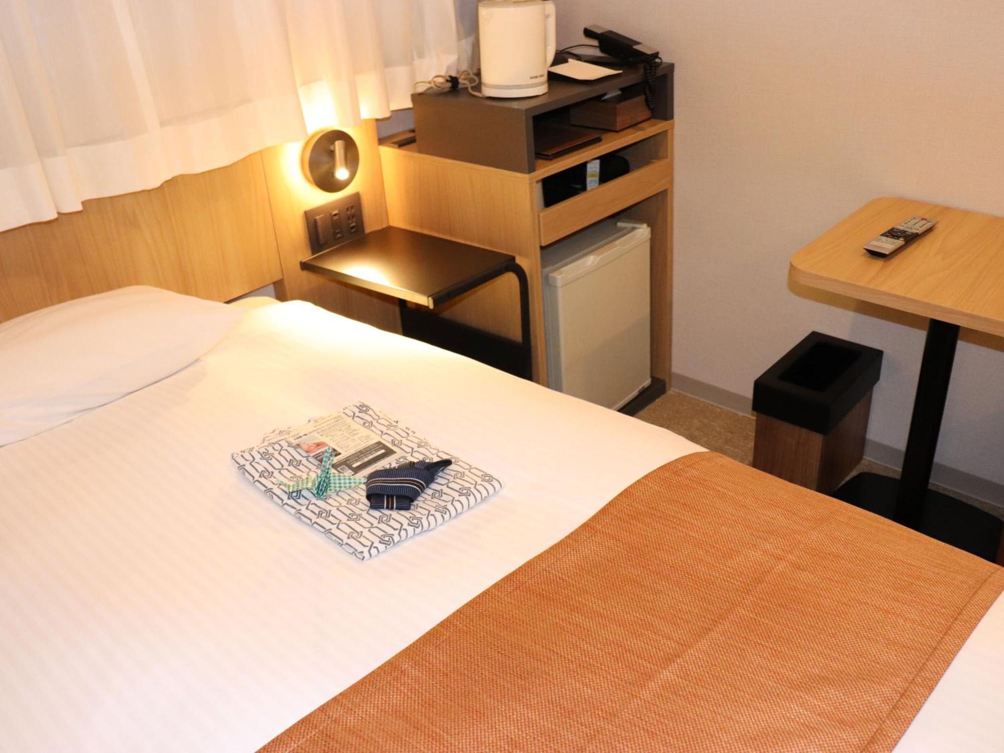 Small Double Room R-Type Non-Smoking