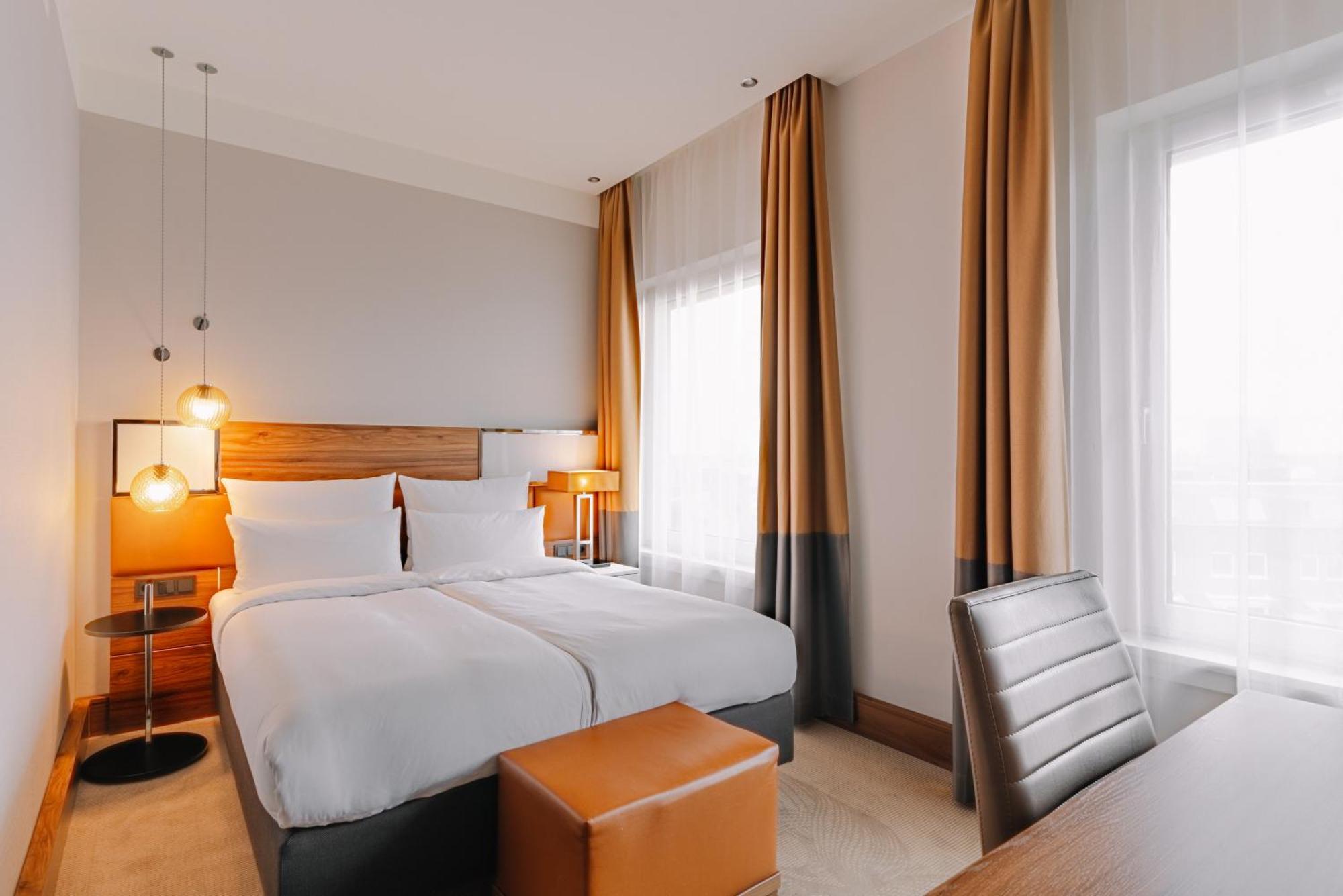 Medium Zimmer mit Queensize-Bett