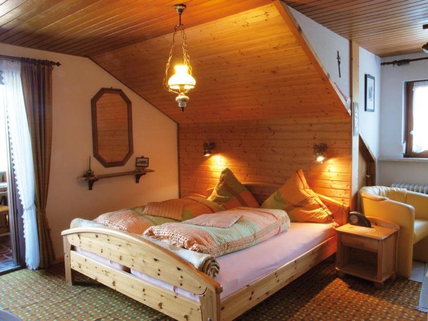 Doppelzimmer mit Gemeinschafts-WC