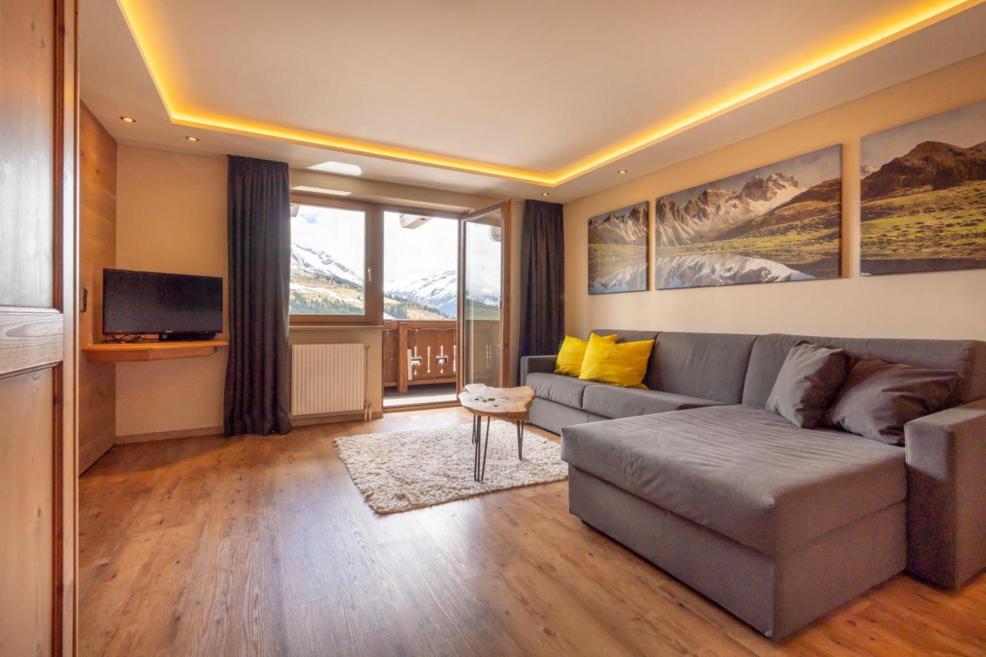 Two-Bedroom Suite