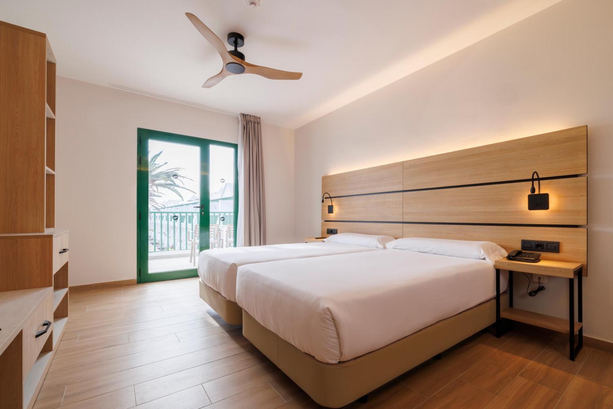 Junior Suite mit Poolblick