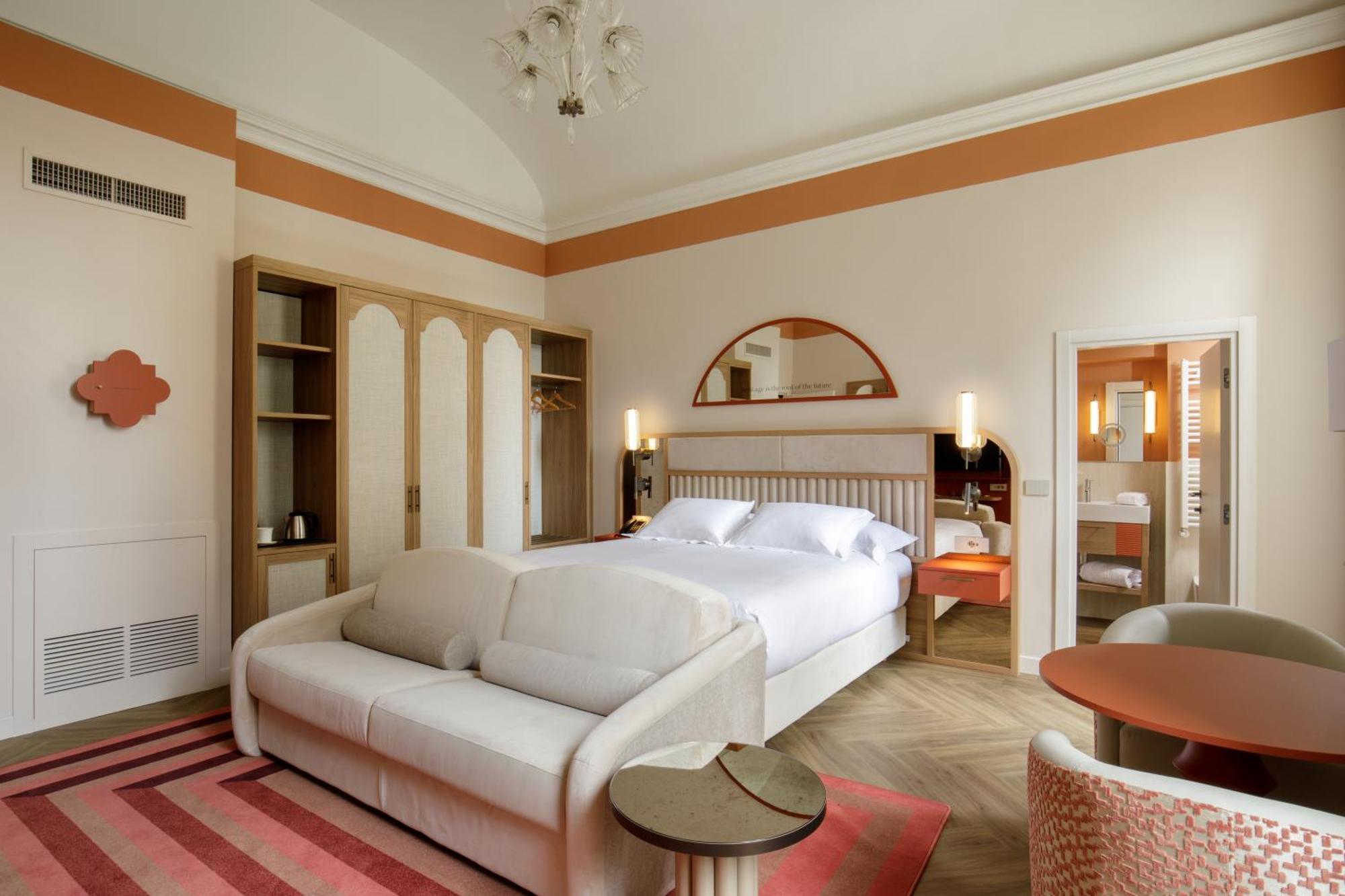 Deluxe Zimmer mit Kingsize-Bett