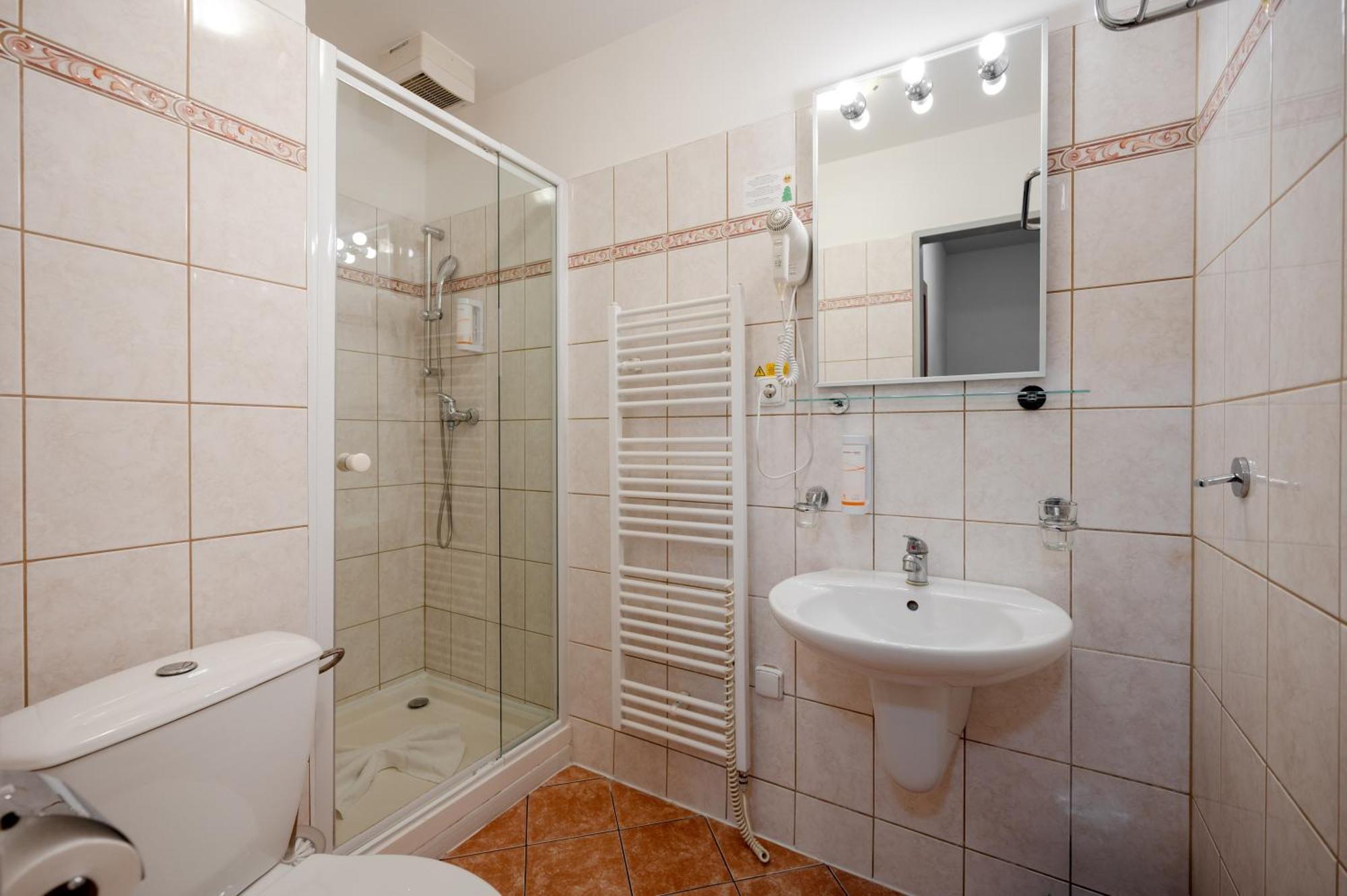 Double Room,1722884801:JPEG