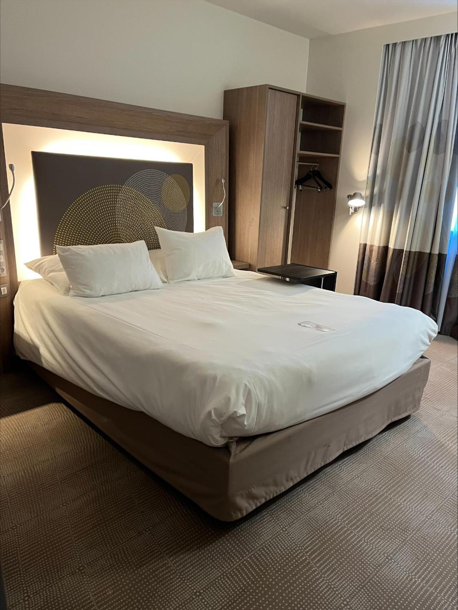 Superior Double Room Mobility Accessible