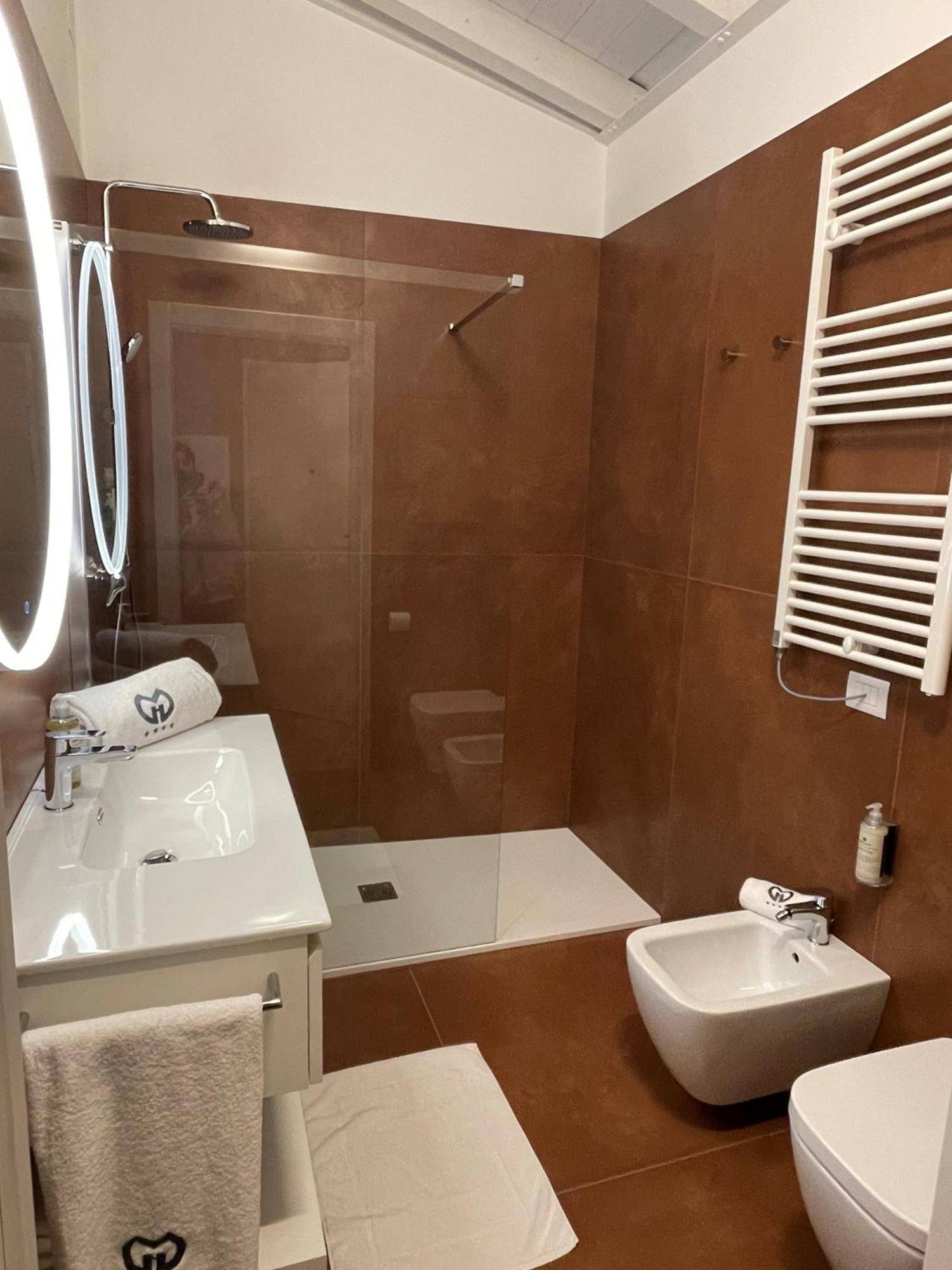 Three-Bedroom Deluxe Apartment Separate Building,1765154613:JPEG