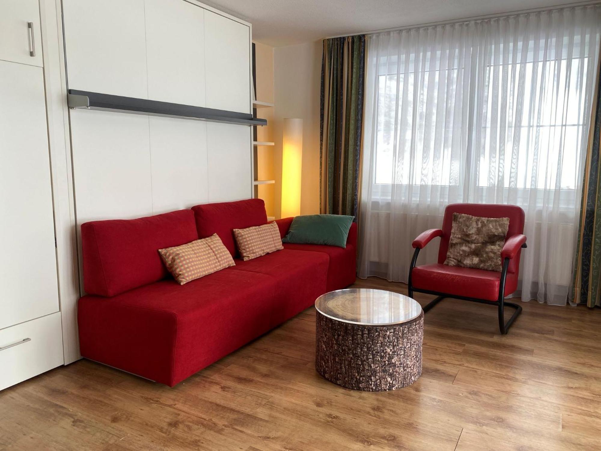 Apartment Terrace,1759285261:JPEG