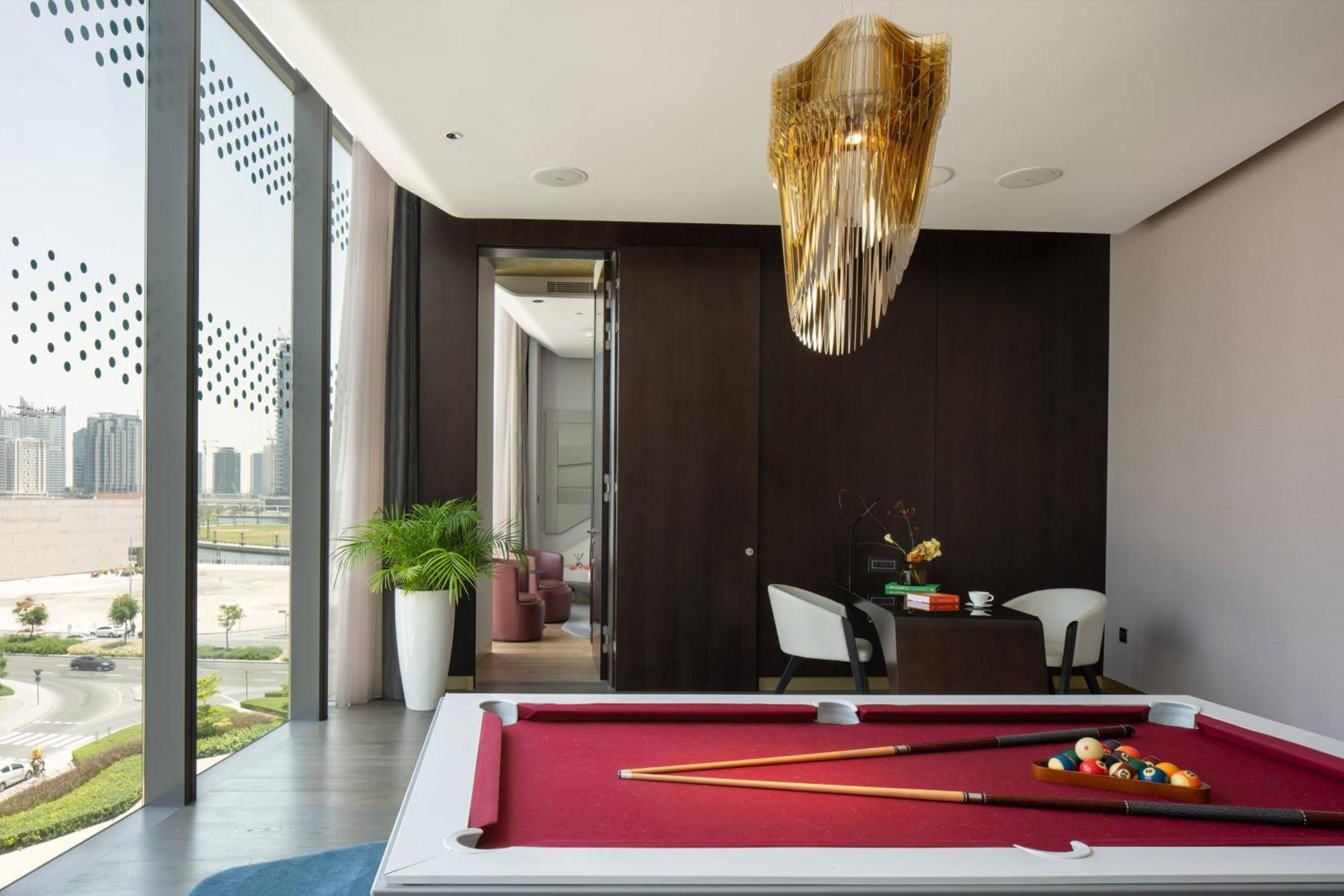 2 Bedroom Ultimate ME + Suite with Lounge and Jacuzzi