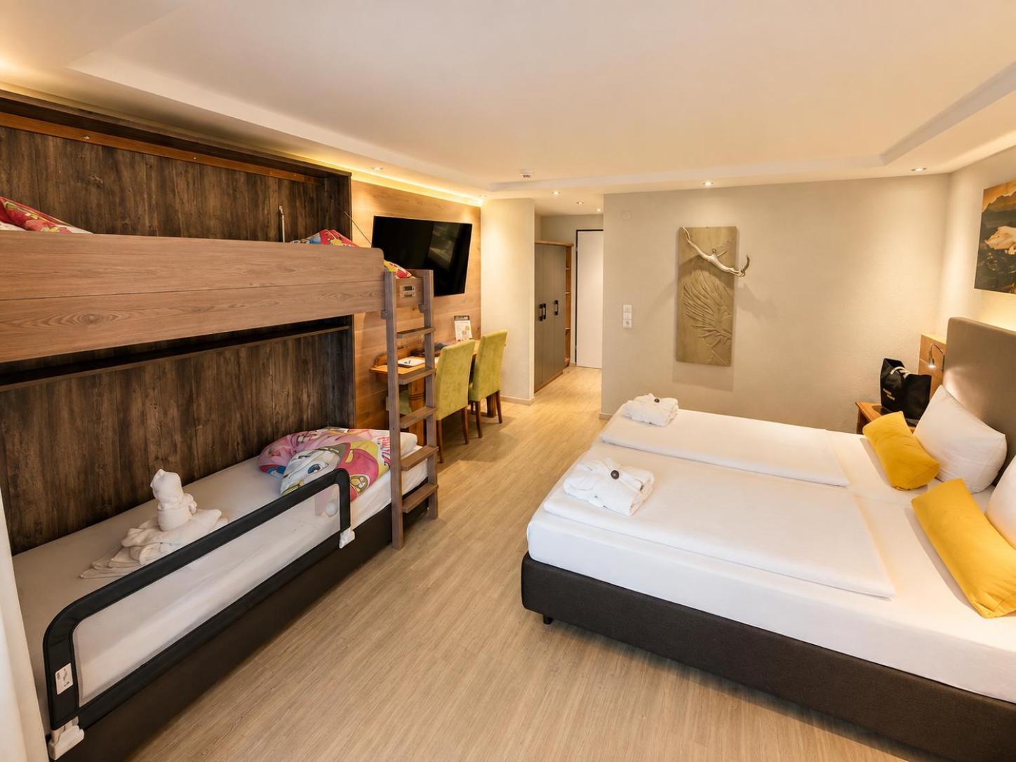 Double Room Mountain View