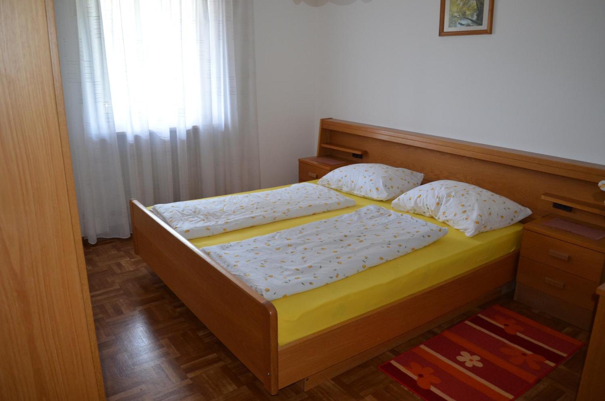 Großes Apartment mit 1 Schlafzimmer