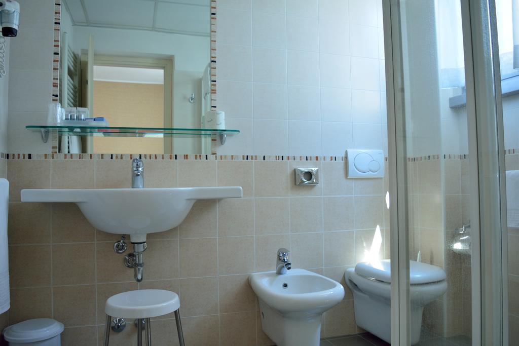 Double Room,267862853:JPEG