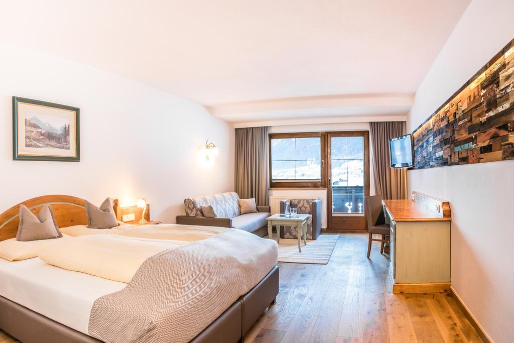 Comfort Doppelzimmer (2 Erwachsene & 2 Kinder)