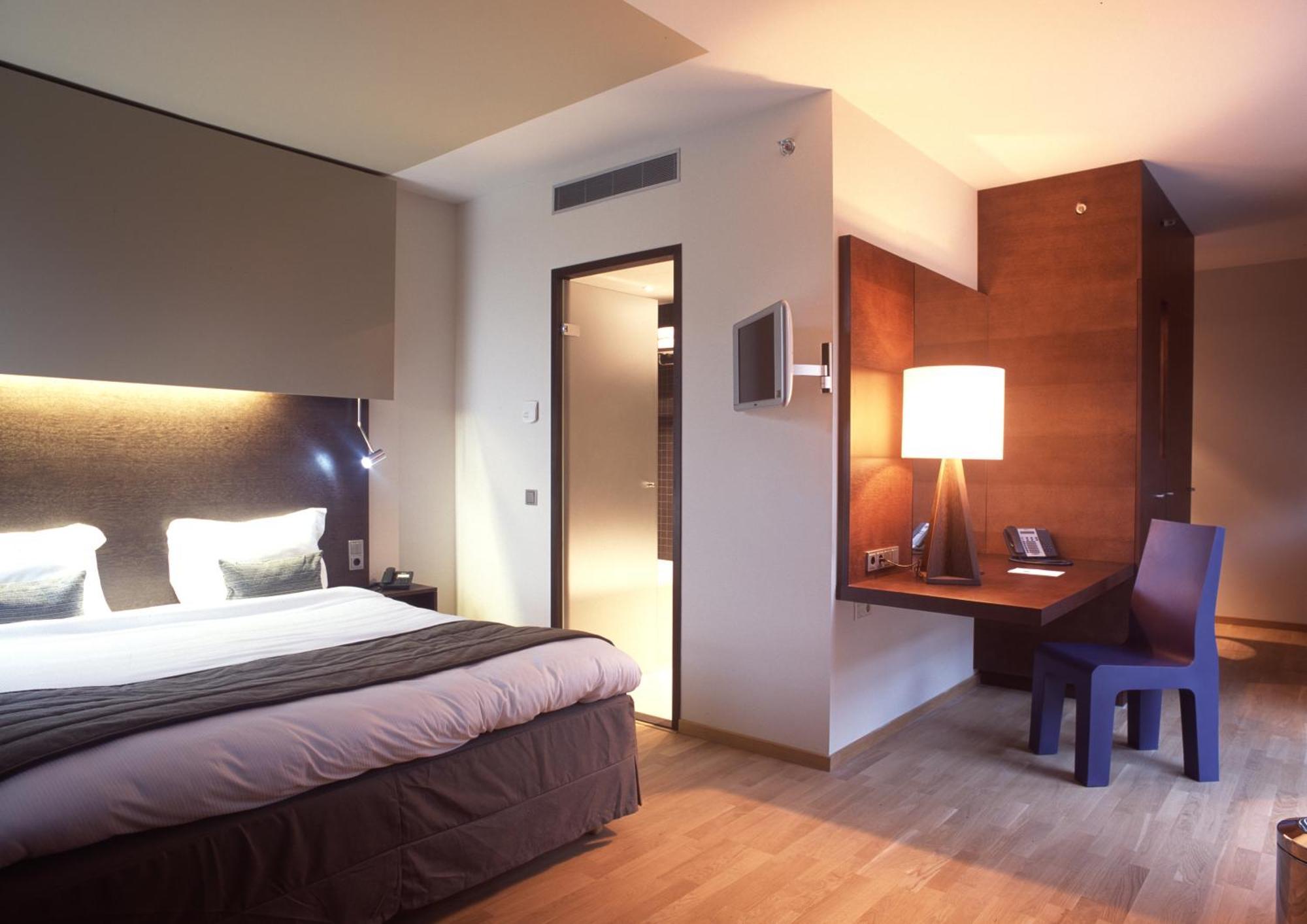 Double Room,832458701:JPEG