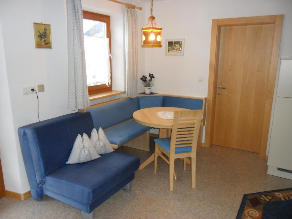 One-Bedroom Apartment,51223690:JPEG