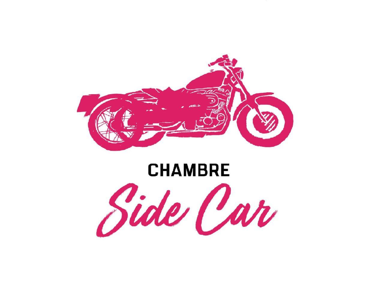 Zweibettzimmer Side-Car mit Zugang zu einem Gemeinschaftsbad