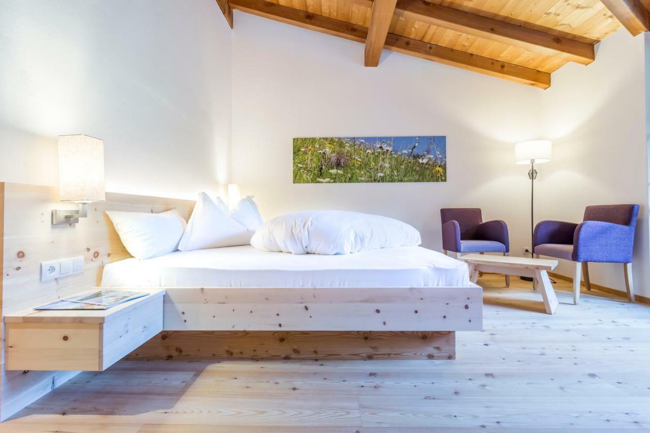 Doppelzimmer mit Balkon
